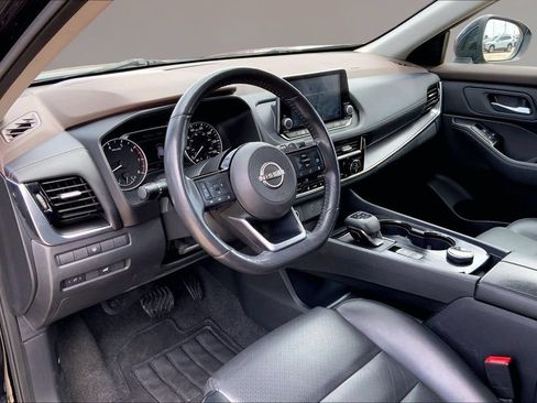 Used 2022 Nissan Rogue SV w/ SV Premium Package AWD/4WD image 14