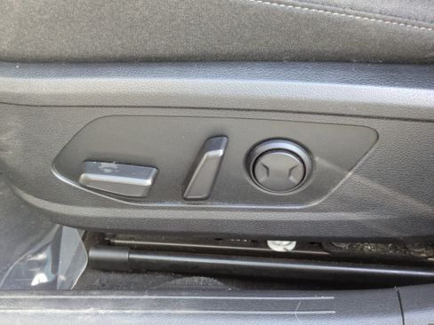 Used 2021 Hyundai Sonata SEL w/ Preferred Accessory Package image 10