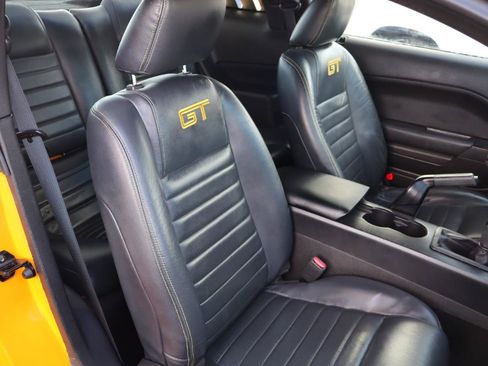 Used 2007 Ford Mustang GT RWD image 15