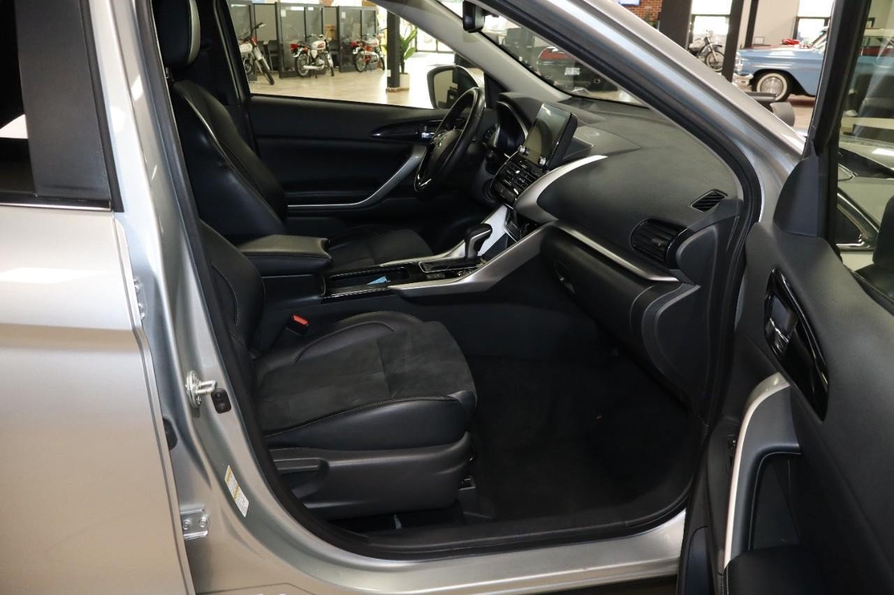 Used 2024 Mitsubishi Eclipse Cross SE AWD/4WD image 27