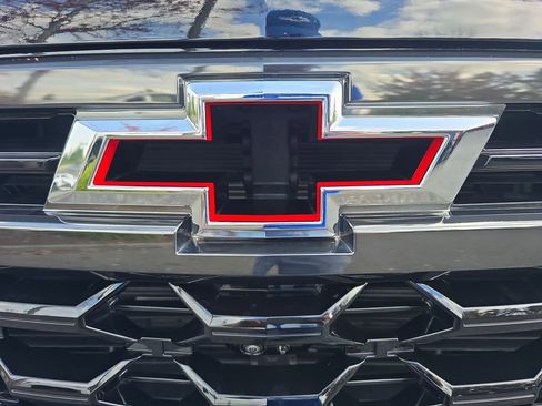 Certified 2024 Chevrolet Silverado 1500 ZR2 image 39