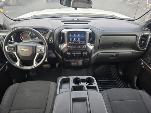 Used 2020 Chevrolet Silverado 1500 LT image 27