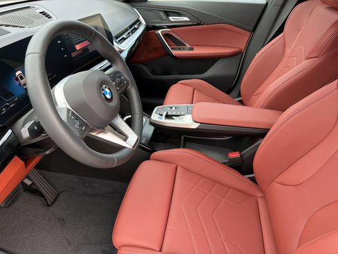 Used 2026 BMW X1 xDrive28i w/ Technology Package AWD/4WD image 25