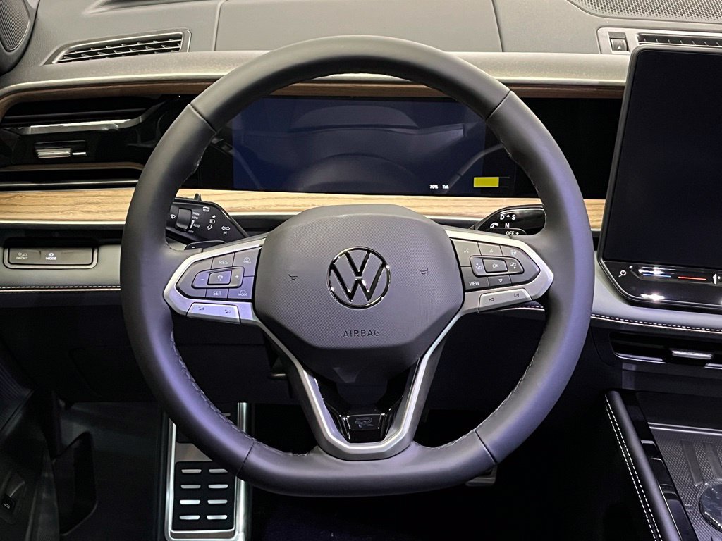 New 2027 Volkswagen Atlas SEL R-Line AWD/4WD image 7