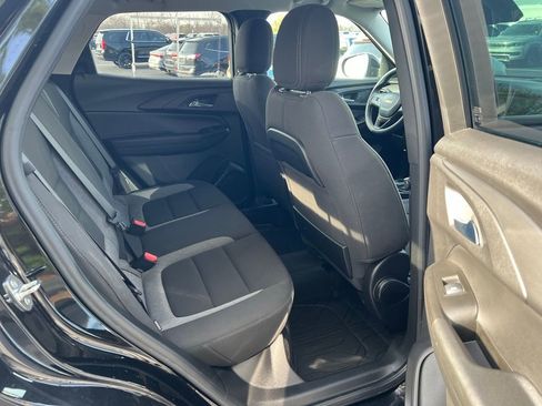 Used 2021 Chevrolet TrailBlazer LT w/ Convenience Package image 16