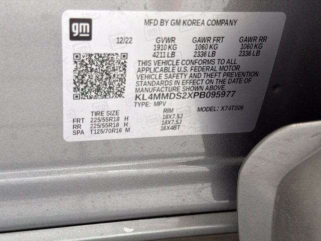 Used 2023 Buick Encore GX Select w/ Sport Touring Package FWD image 28