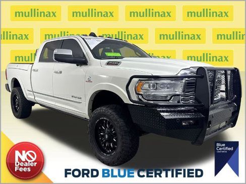 Used 2022 RAM 2500 Limited AWD/4WD image 1