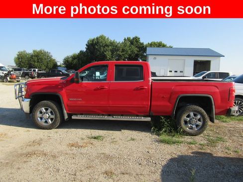 Used 2016 GMC Sierra 3500 SLE w/ SLE Preferred Package AWD/4WD image 2