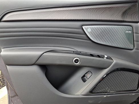 New 2025 Maserati Grecale GT image 30