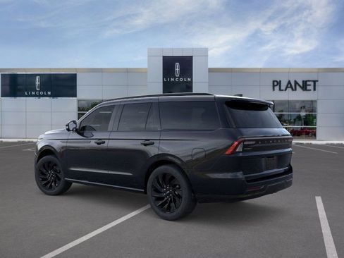 New 2025 Lincoln Navigator Reserve w/ Jet Appearance Package image 4