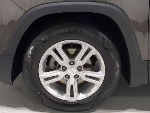 Used 2019 GMC Terrain SLE image 16