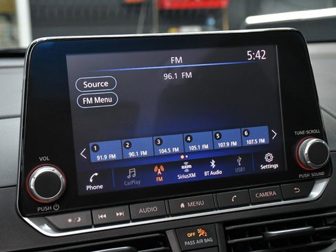 Used 2023 Nissan Altima 2.5 SV FWD image 39