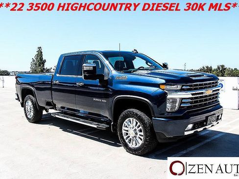 Used 2022 Chevrolet Silverado 3500 High Country w/ Z71 Off-Road Package AWD/4WD image 42
