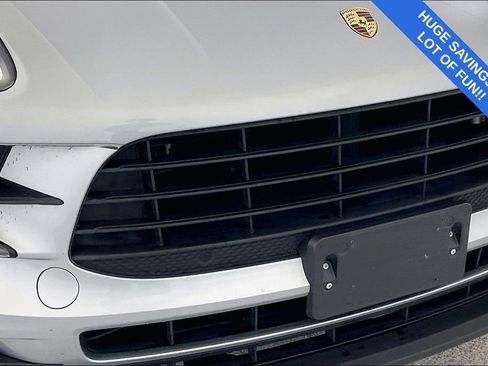 Used 2020 Porsche Macan S image 38