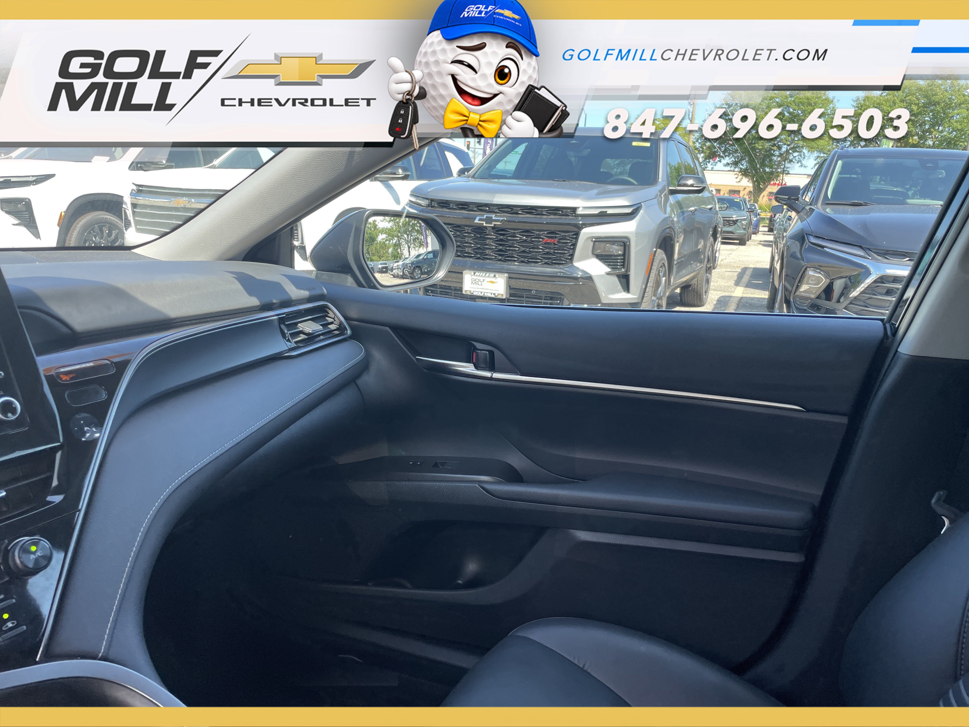 Used 2024 Toyota Camry SE FWD image 25