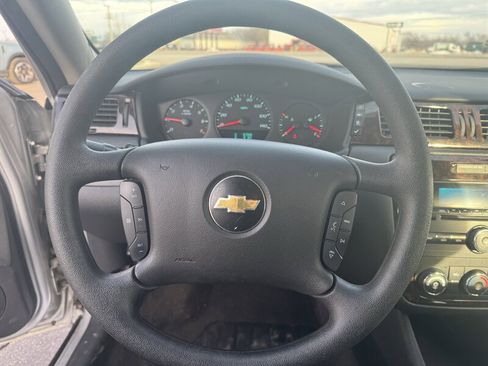 Used 2016 Chevrolet Impala Limited LS image 9