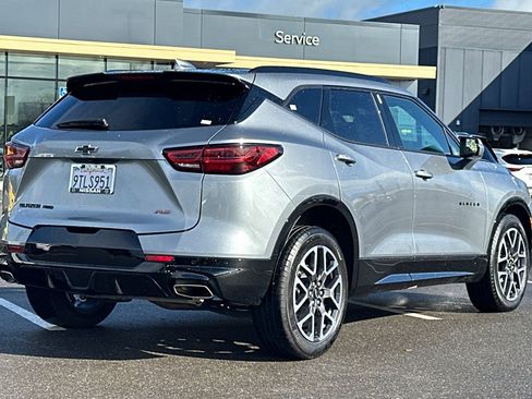 Used 2025 Chevrolet Blazer RS image 4