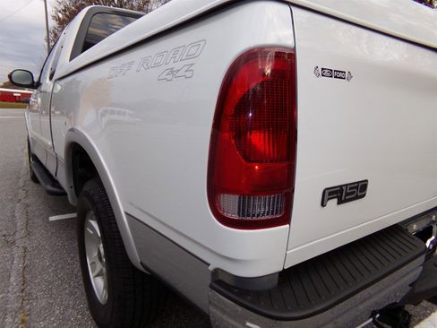 Used 2001 Ford F150 Lariat image 14