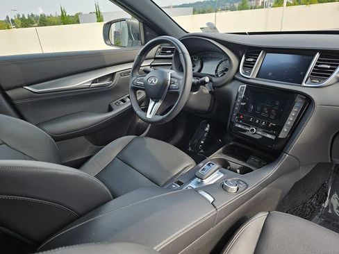 Certified 2025 INFINITI QX55 Luxe w/ Cargo Package image 11