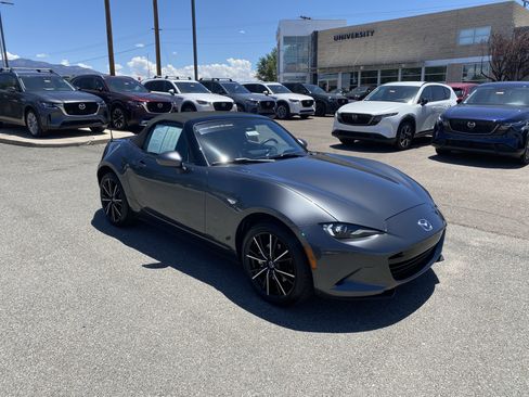 Certified 2025 MAZDA MX-5 Miata Grand Touring RWD image 41