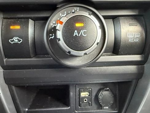 Used 2016 Toyota 4Runner SR5 AWD/4WD image 25