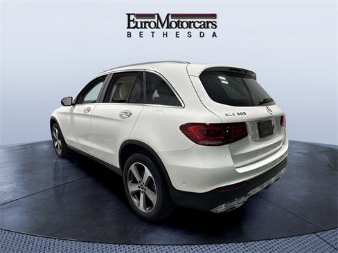 Certified 2022 Mercedes-Benz GLC 300 4MATIC image 3