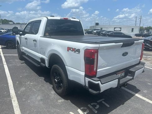 Used 2024 Ford F250 XL w/ STX Appearance Package AWD/4WD image 4
