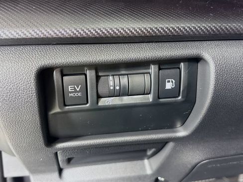 New 2026 Subaru Crosstrek 2.5i Limited AWD/4WD image 10