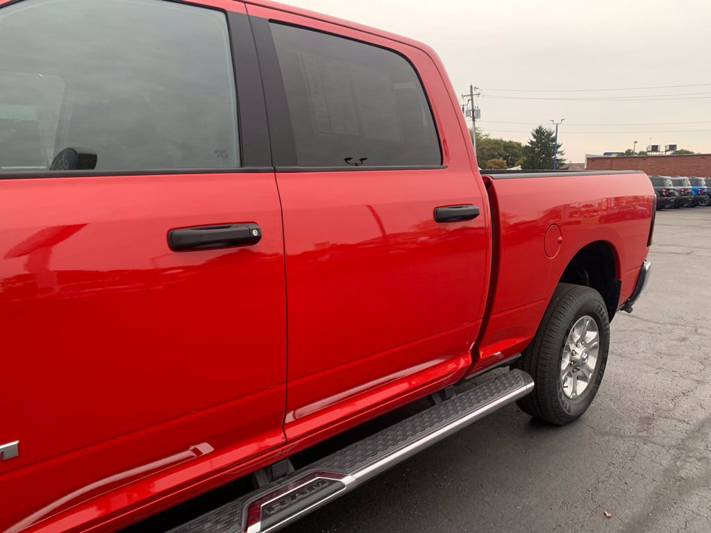 Used 2026 RAM 2500 Big Horn AWD/4WD image 14