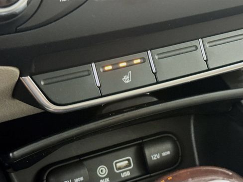 Used 2016 Kia Sorento AWD w/ LX Convenience Package image 19