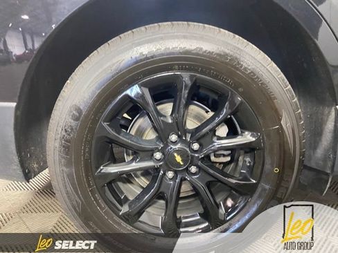 Used 2018 Chevrolet Equinox LT FWD image 21