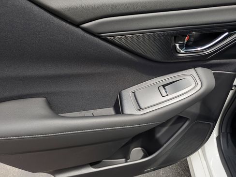 Used 2025 Subaru Legacy Premium image 11