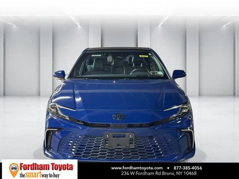 Used 2025 Toyota Camry XSE image 2
