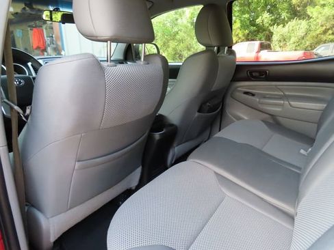 Used 2014 Toyota Tacoma 4x4 Double Cab w/ TRD Sport Package image 32