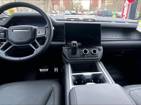 New 2026 Land Rover Defender 130 V8 image 5