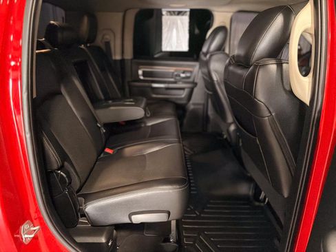 Used 2017 RAM 2500 Laramie w/ Convenience Group AWD/4WD image 8