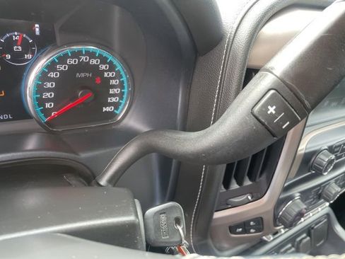Used 2018 GMC Sierra 1500 Denali AWD/4WD image 35