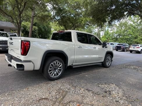 Used 2026 GMC Sierra 1500 Denali Ultimate AWD/4WD image 5