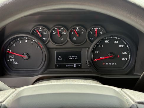 Used 2025 Chevrolet Silverado 1500 Custom w/ Turbomax Blackout Package RWD image 17