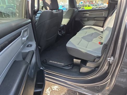 Used 2022 RAM 1500 Big Horn image 10