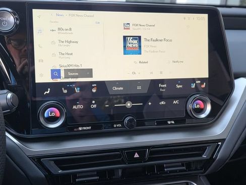 New 2026 Lexus TX 500h AWD image 22