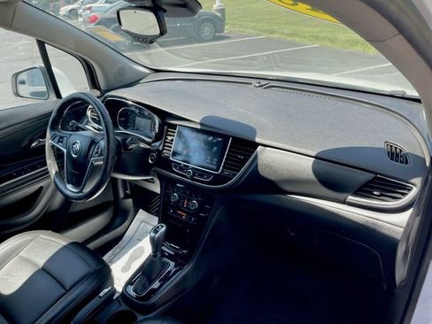 Used 2018 Buick Encore Essence FWD image 26
