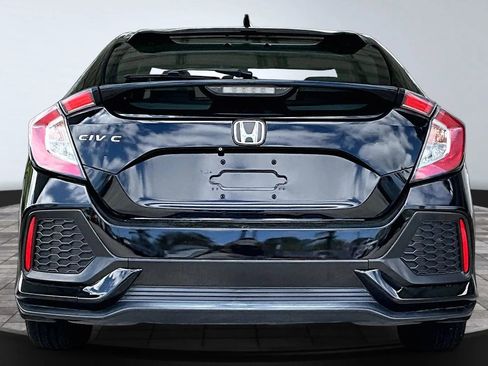 Used 2018 Honda Civic EX image 5