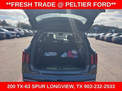 Used 2022 Kia Sorento S w/ Panoramic Sunroof Package image 63