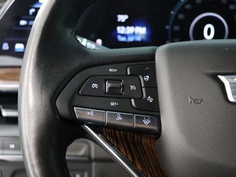 Used 2023 Cadillac Escalade Premium Luxury AWD/4WD image 23