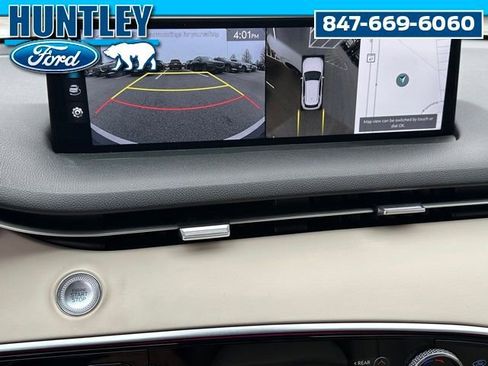 Used 2023 Genesis GV70 2.5T w/ Advanced Package image 25