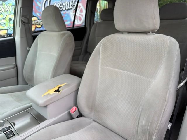 Used 2010 Toyota Highlander 4WD image 15