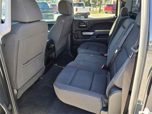 Used 2018 Chevrolet Silverado 1500 LT w/ All Star Edition image 8