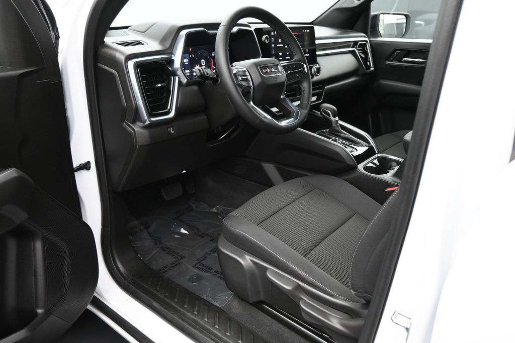 Used 2024 GMC Canyon Elevation RWD image 2
