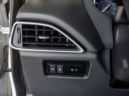 Used 2019 Jaguar F-PACE Premium AWD/4WD image 27
